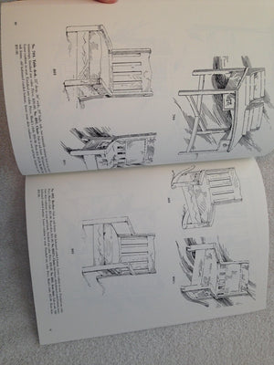 Limbert Arts and Crafts Furniture: The Complete 1903 Catalog (Dover Books on Antiques and Furniture),Used