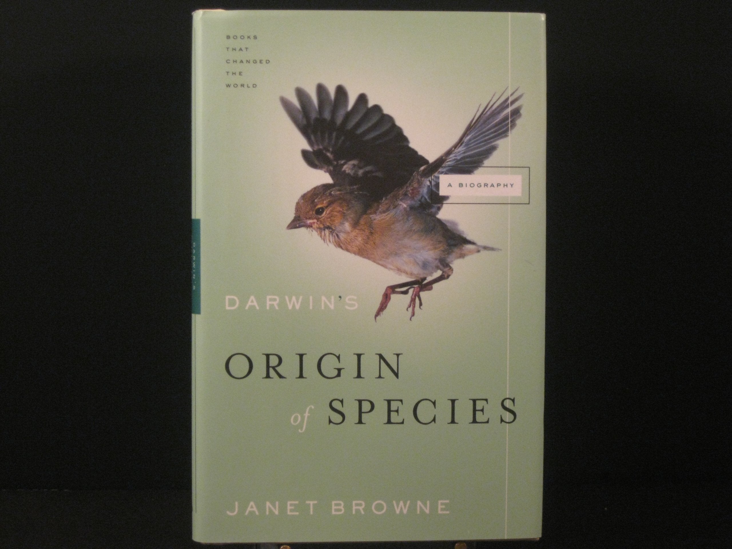 Darwin'S Origin Of Species: A Biography (Books That Changed The World),Used