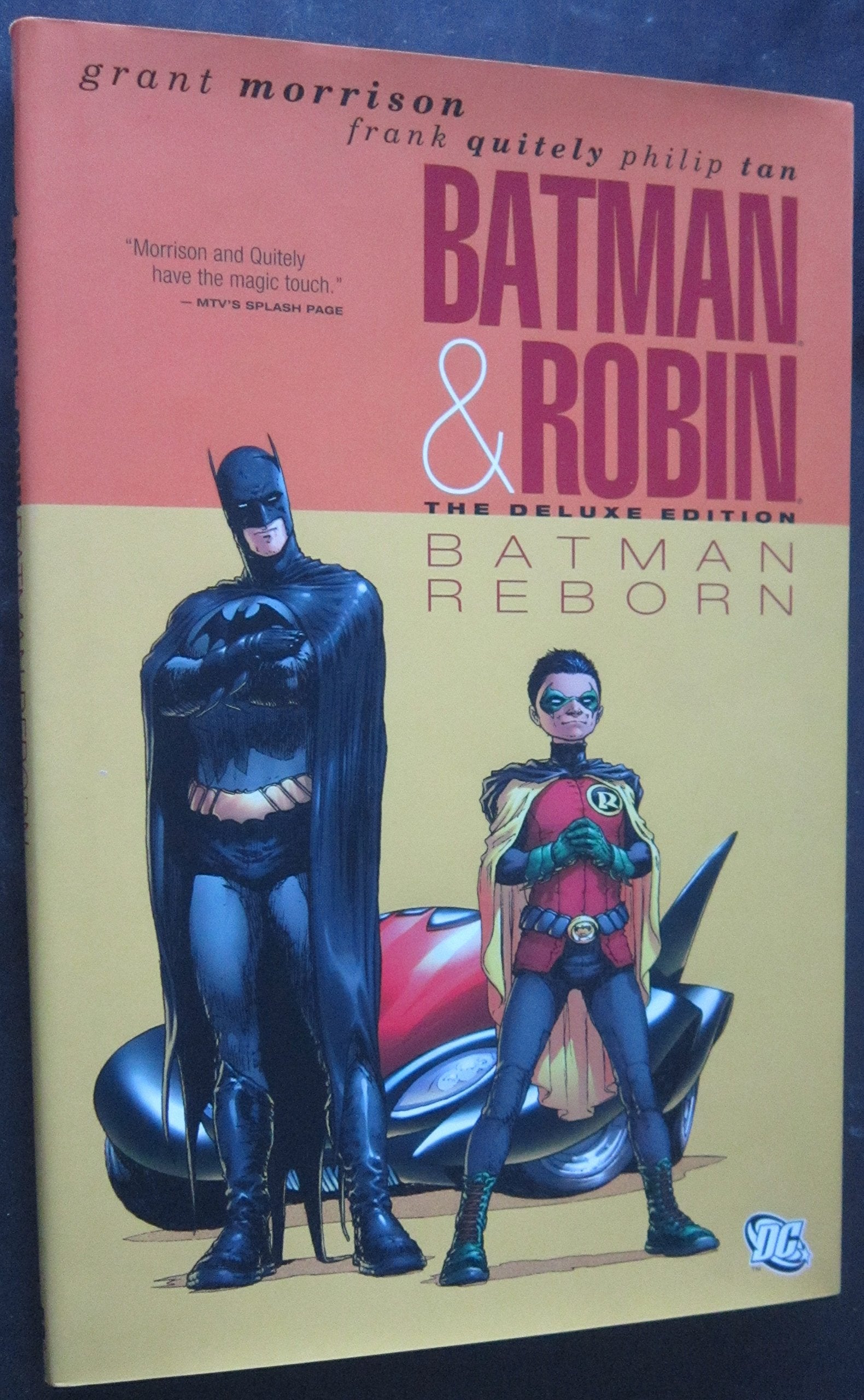 Batman & Robin Vol. 1: Batman Reborn Deluxe HC,Used