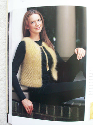 Beyond Wool: 25 Knitted Projects Using Natural Fibers,Used