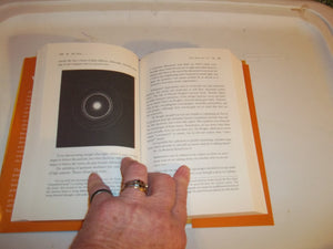 The Dancing Wu Li Masters  An Overview Of The New Physics [Illustrated],Used