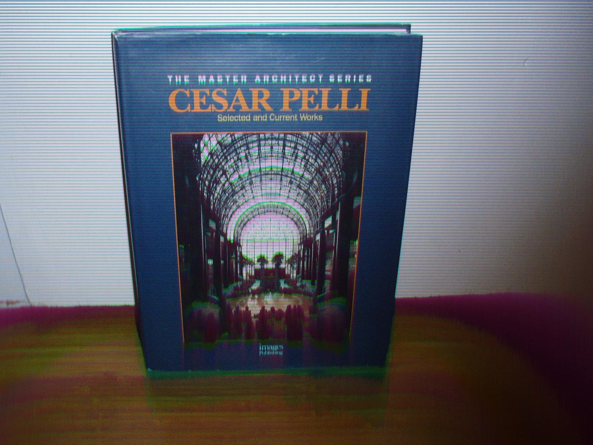 Cesar Pelli: Selected and Current Works (The Master Architect),Used