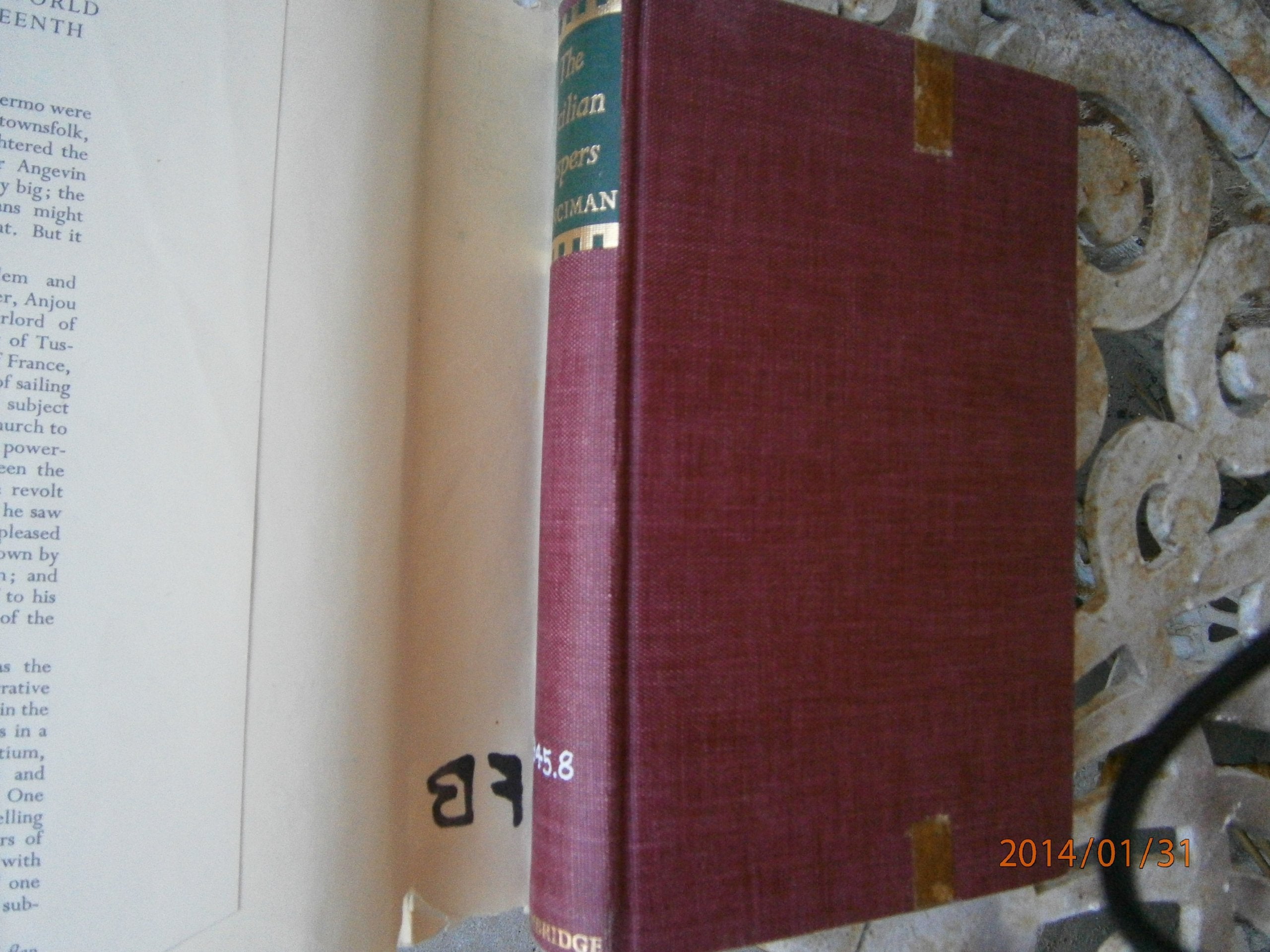 Sicilian Vespers: A History of the Mediterranean World in the Late Thirteenth Century,Used