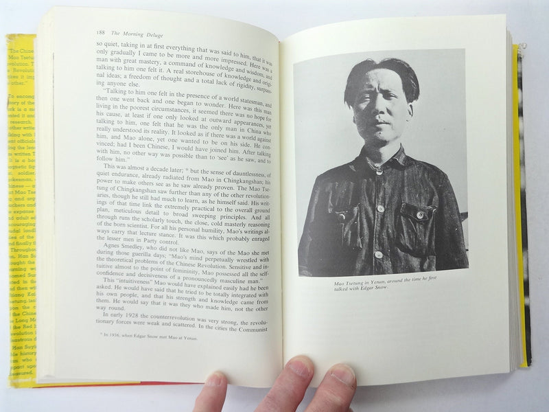The morning deluge;: Mao Tsetung and the Chinese revolution, 18931954,Used