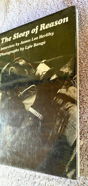 The Sleep of Reason: Lyle Bonge's Ultimate AshHauling Mardi Gras Photographs (Jargon (Jargon Society), 77.),Used