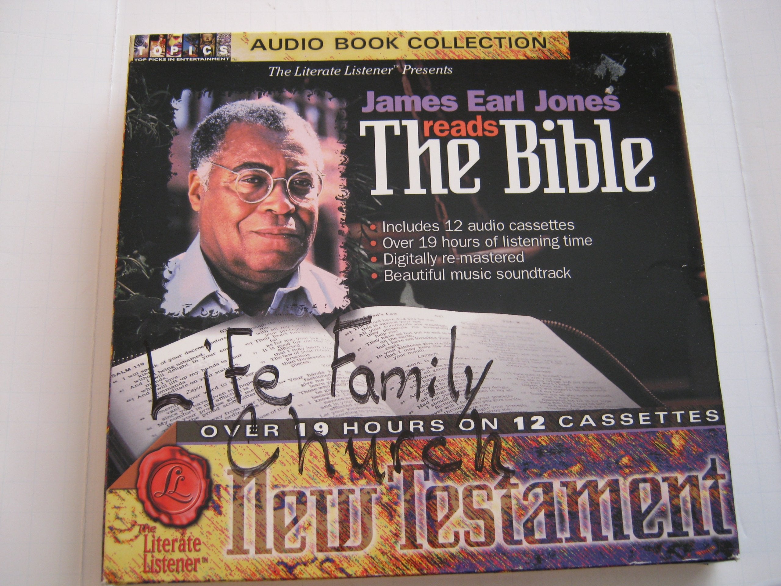 James Earl Jones Reads the Bible, New Testament,Used