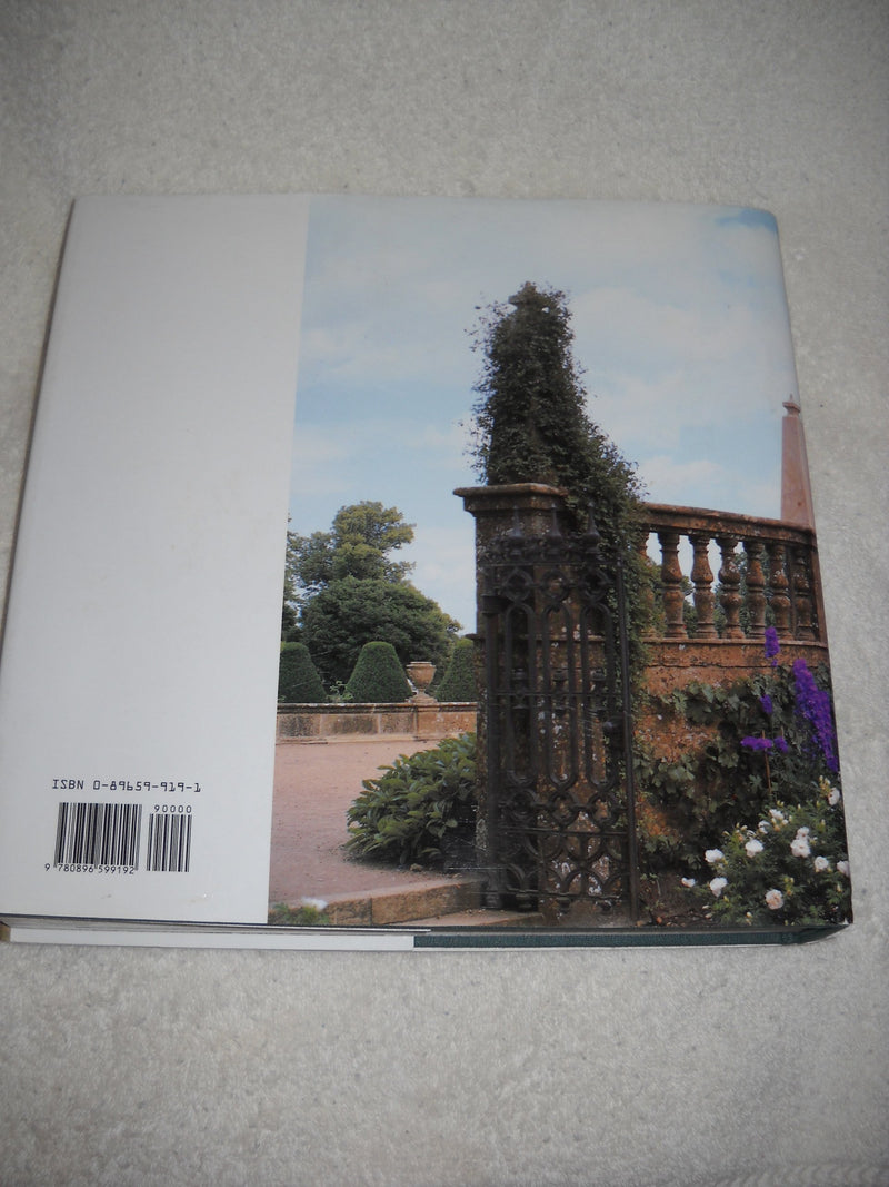 Nature Perfected: Gardens Through History:,Used