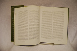 Snapshots of Bloomsbury: The Private Lives of Virginia Woolf,Used