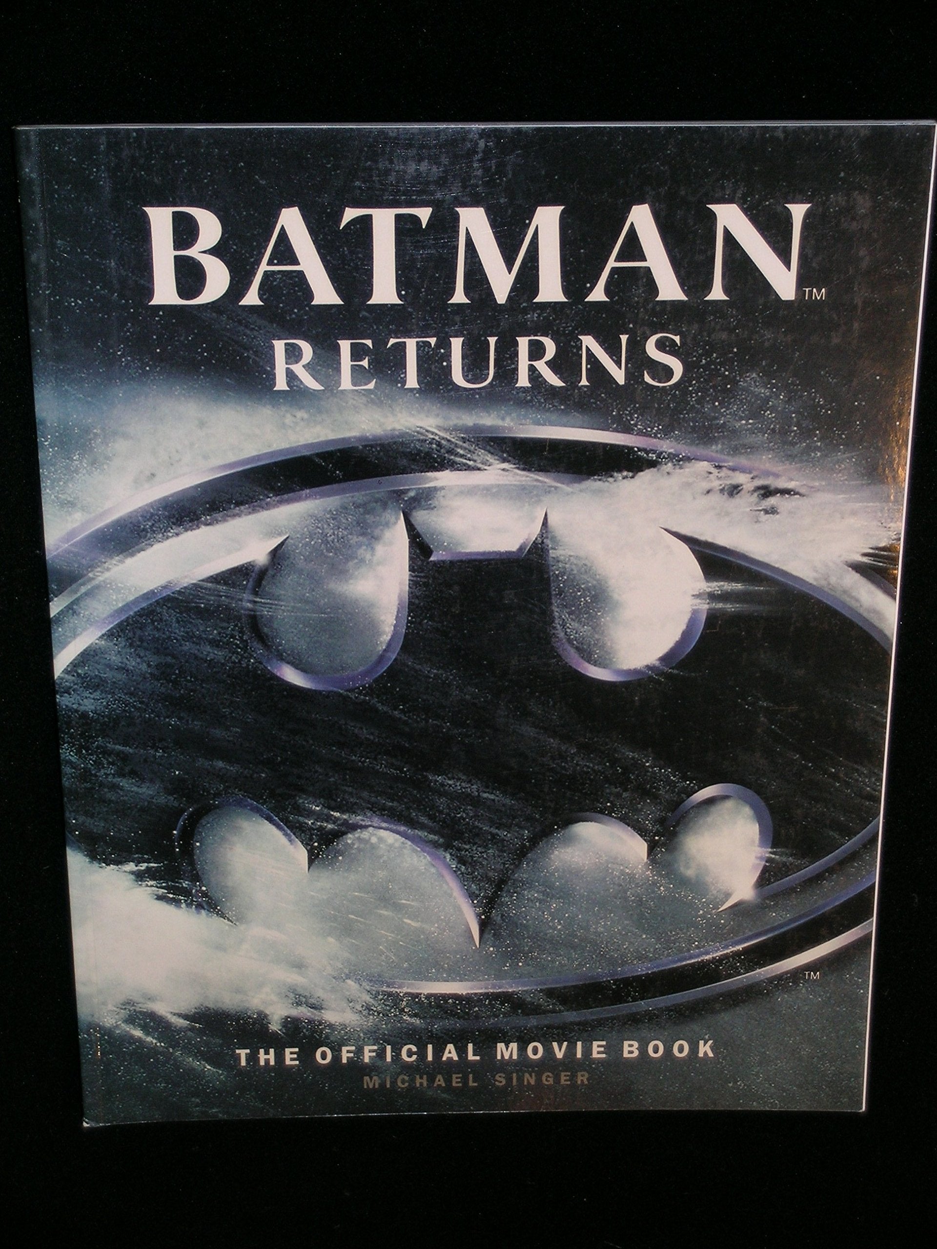 Batman Returns: The Official Book Of The,New