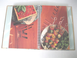 Come on in: Recipes from the Junior League of Jackson, Mississippi,Used