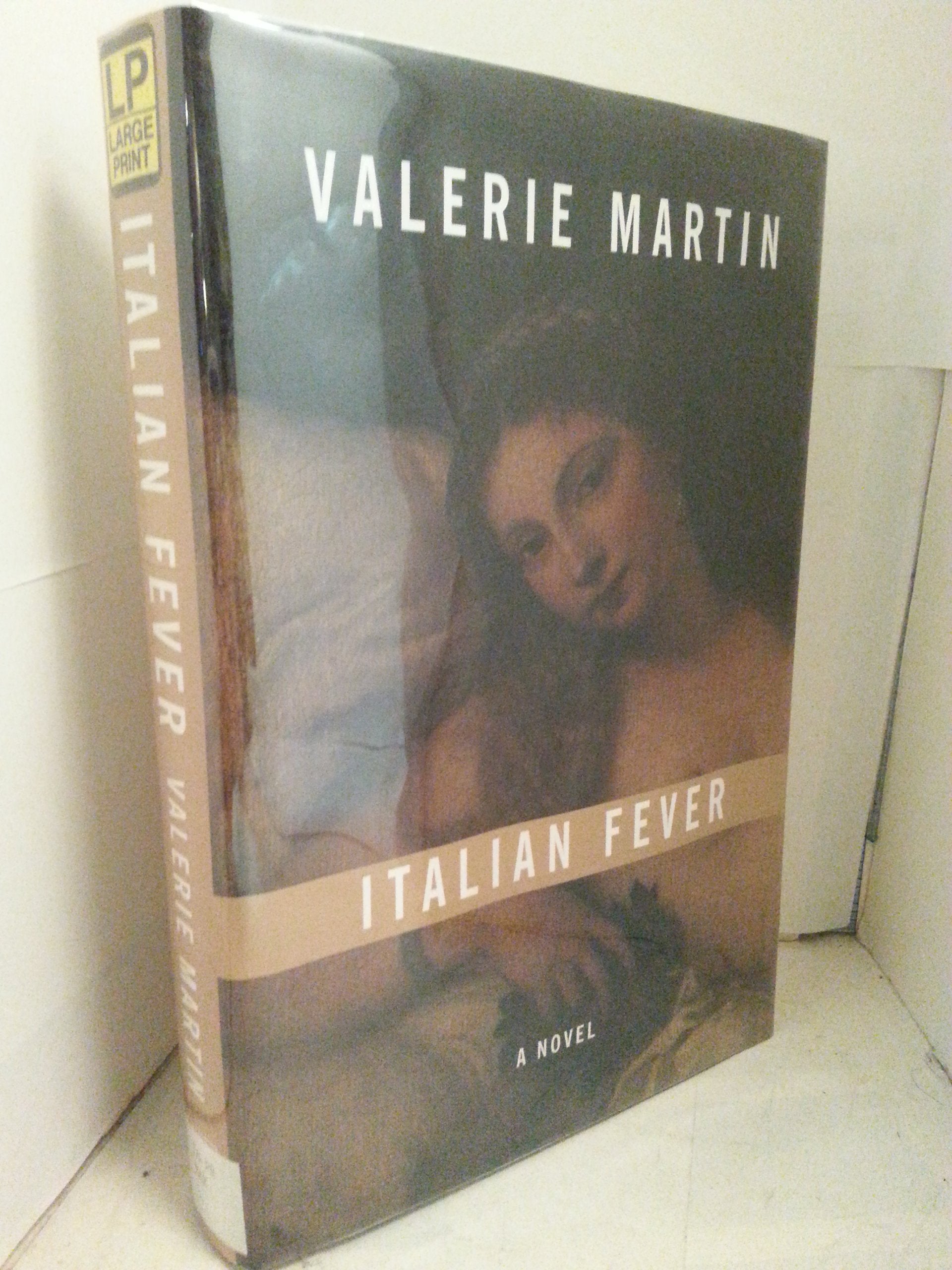 Italian Fever: A Novel (G K Hall Large Print Book Series),Used