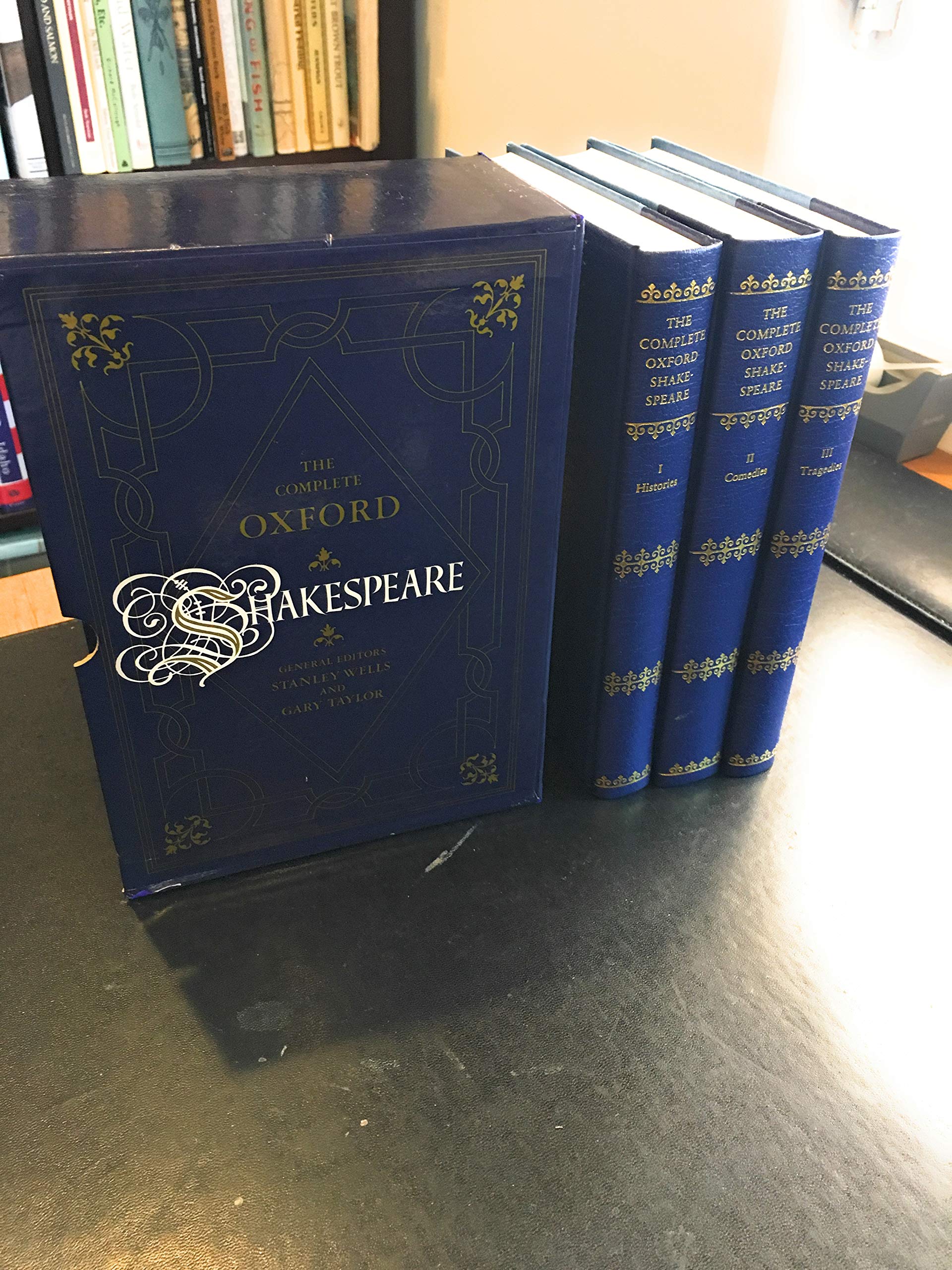 The Complete Oxford Shakespeare: Histories, Comedies, Tragedies3volume cased set,Used