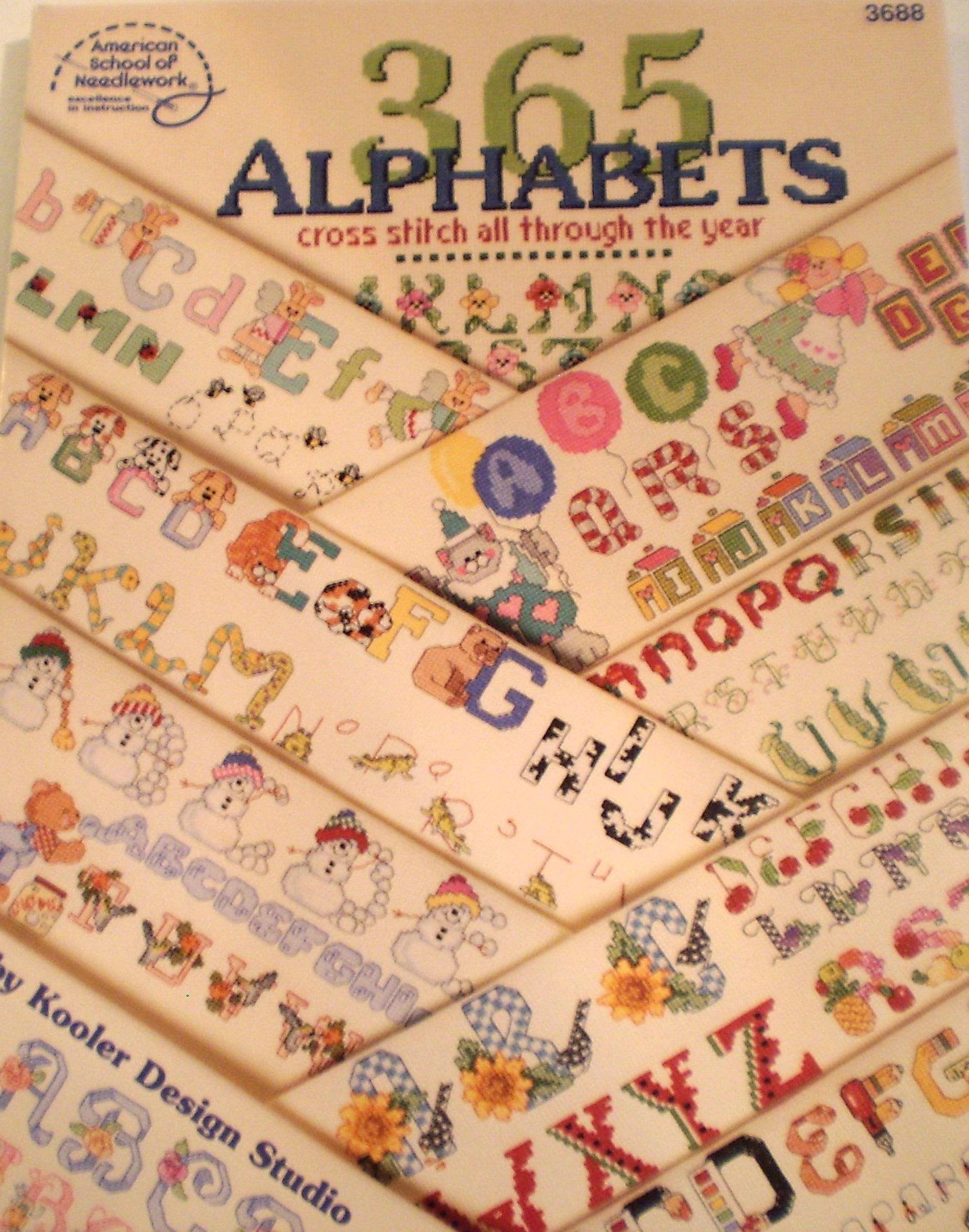 365 Alphabets: Cross Stitch All Through the Year,New
