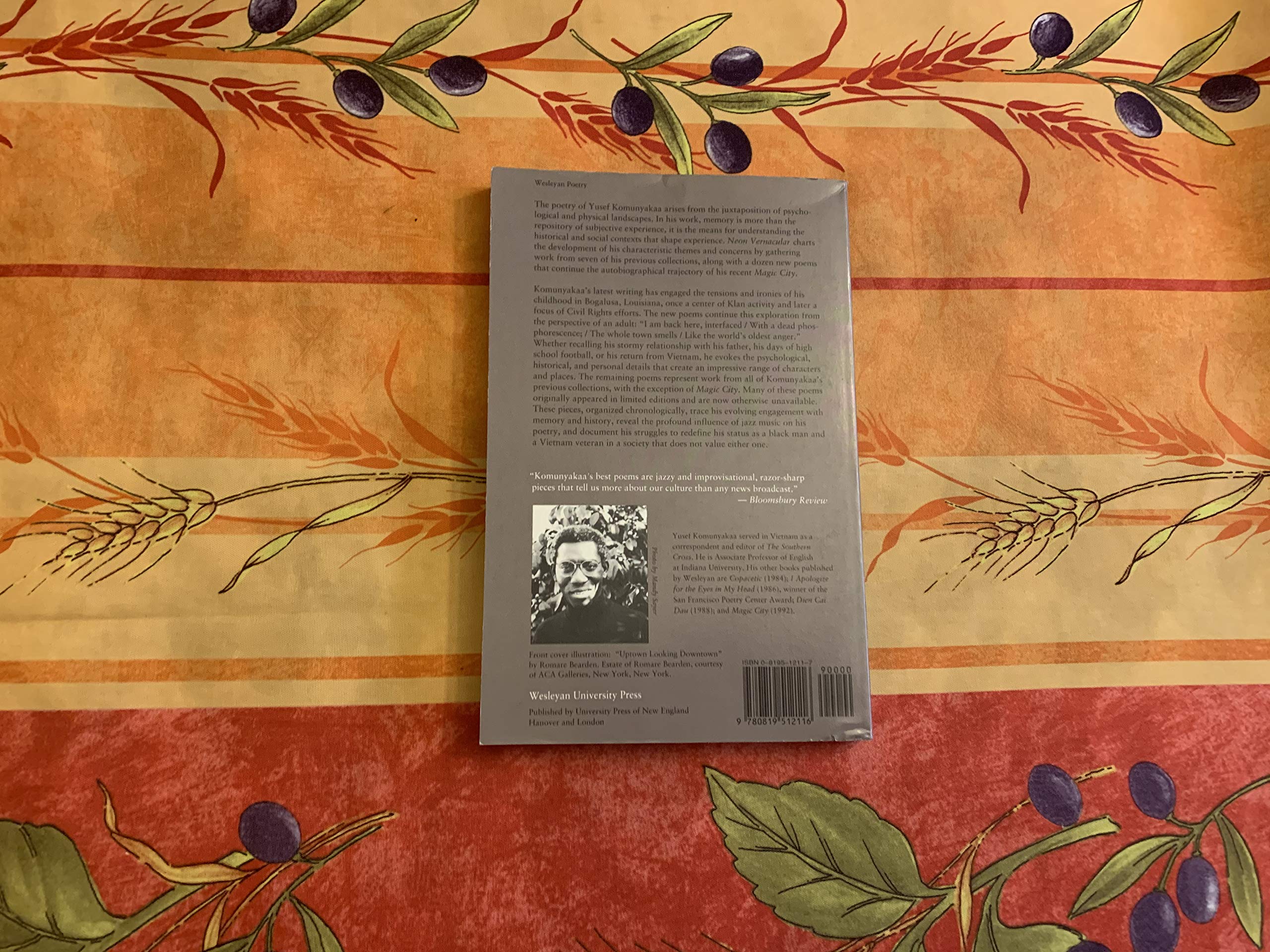 Neon Vernacular: New And Selected Poems (Wesleyan Poetry Series),New