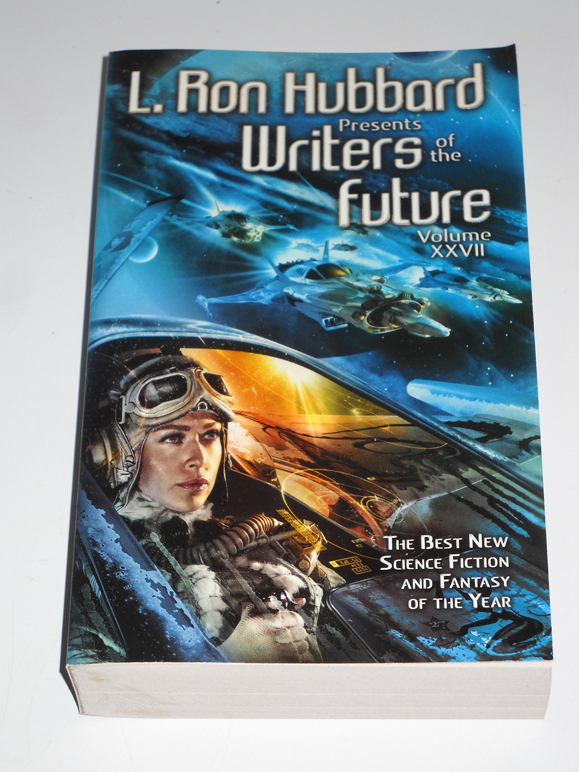L. Ron Hubbard Presents Writers of the Future Volume 27,Used