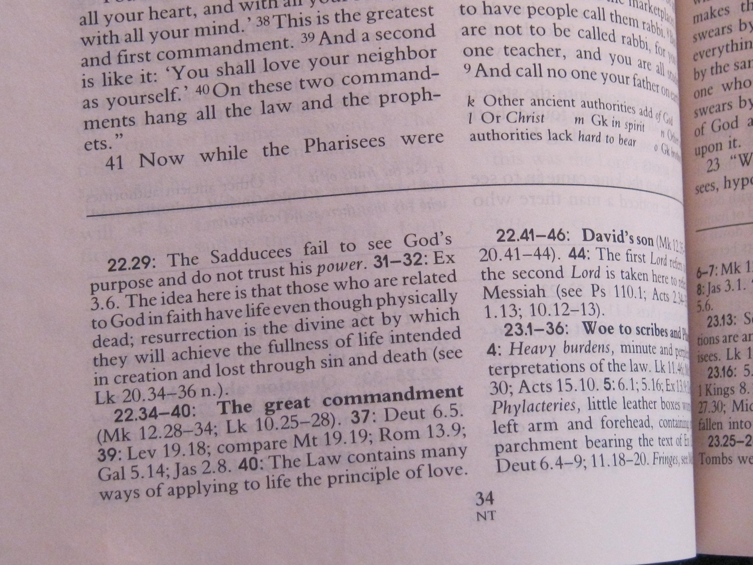 The New Oxford Annotated Bible, New Revised Standard Version,New