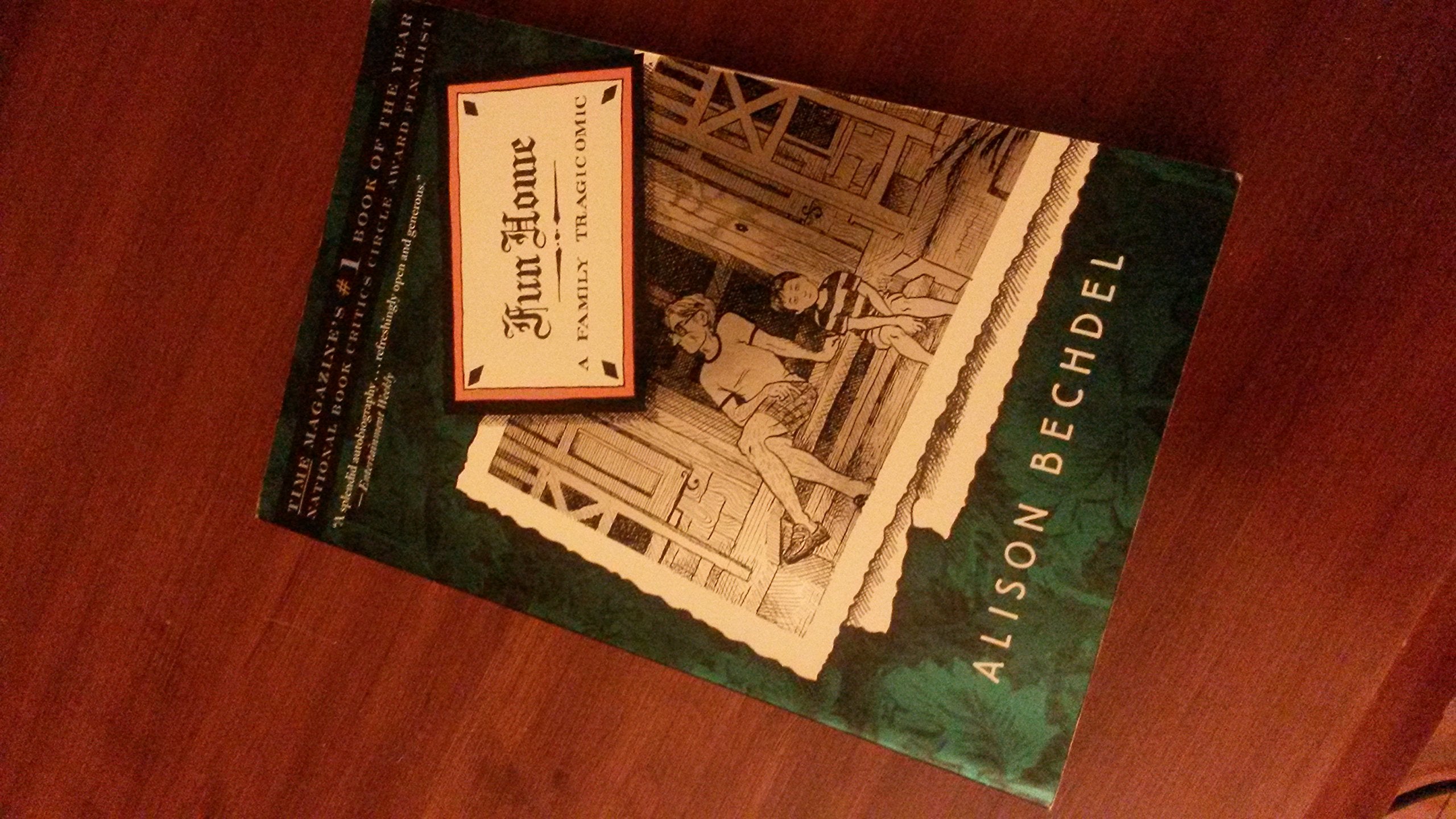 Fun Home: A Family Tragicomic,New