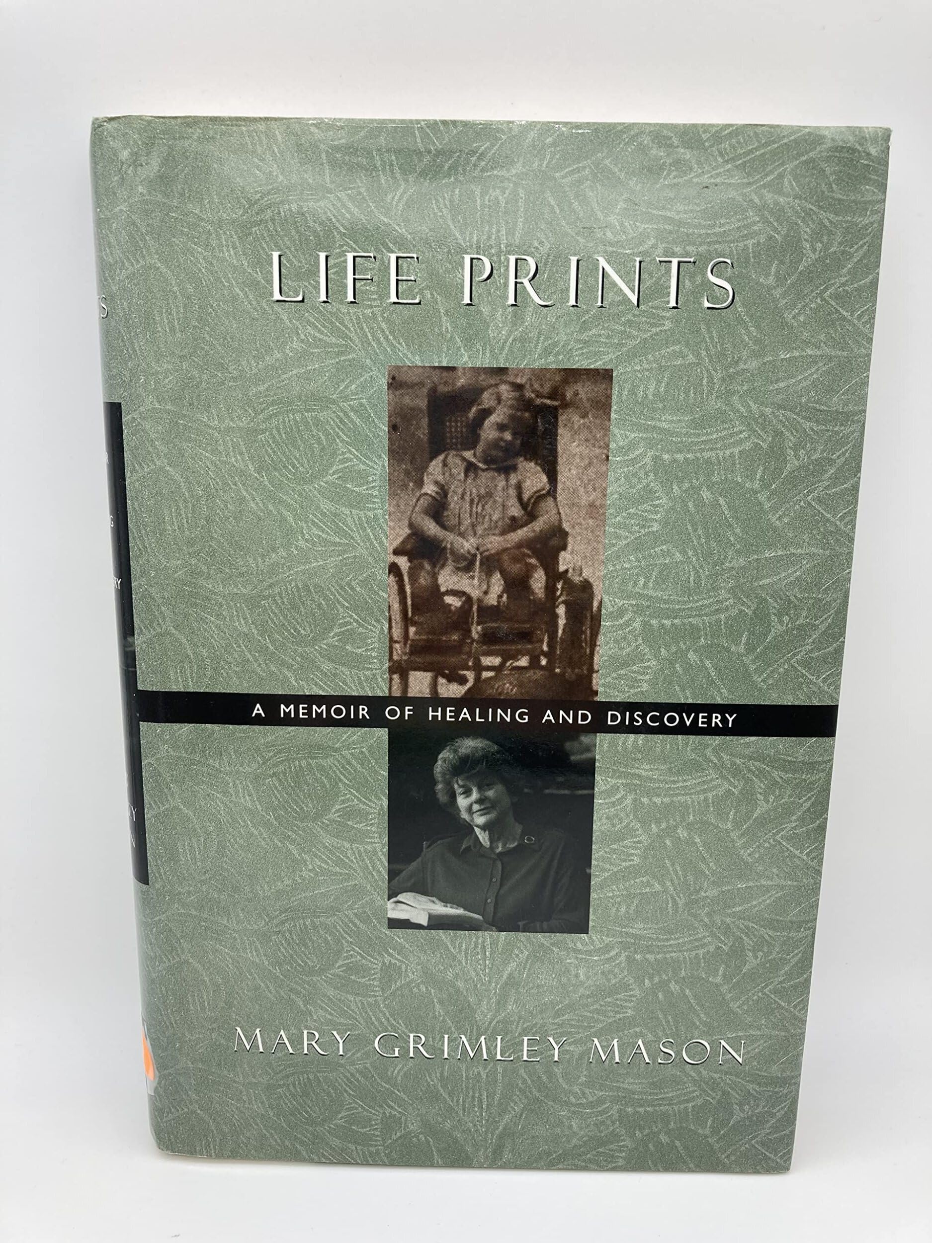 Life Prints: A Memoir of Healing and Discovery (The CrossCultural Memoir Series),Used