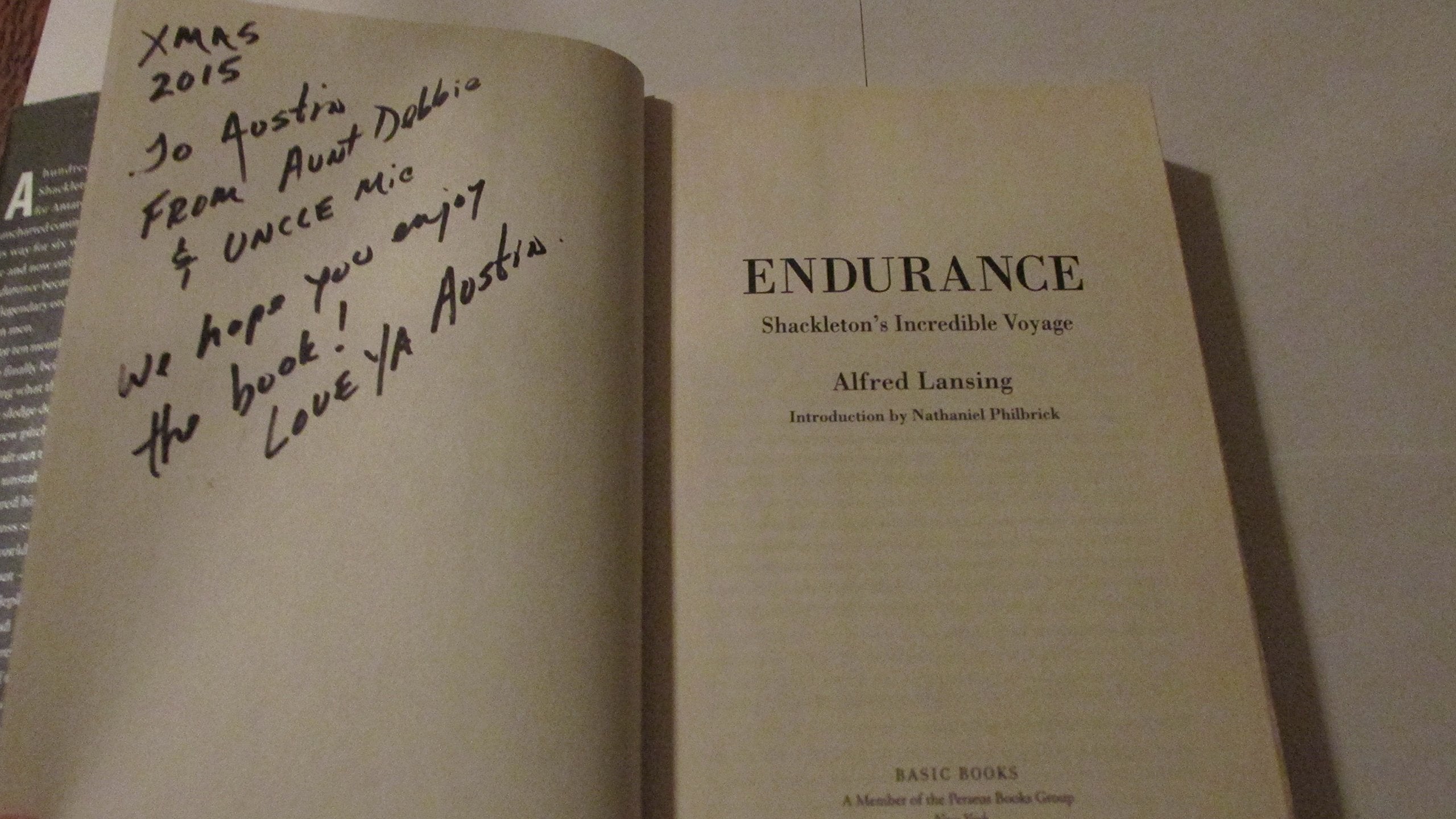 Endurance: Shackleton S Incredible Voyage,New