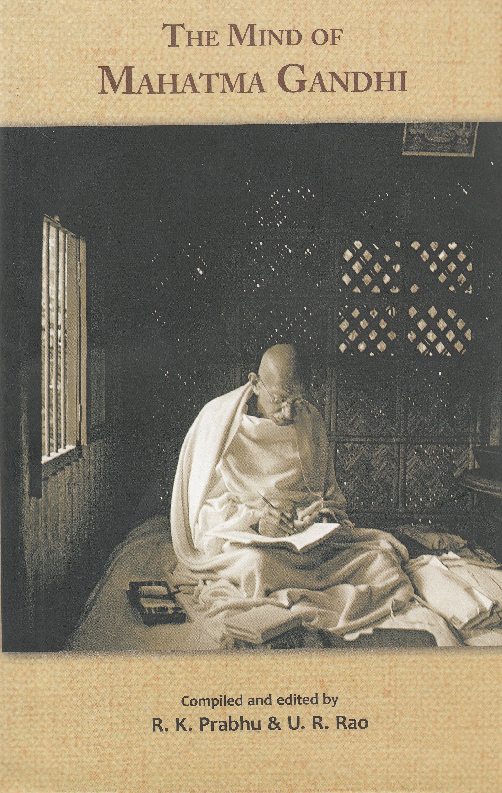 Mind of Mahatma Gandhi,Used