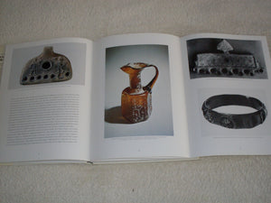 Ancient Jewish Art: East and West (English and French Edition),Used