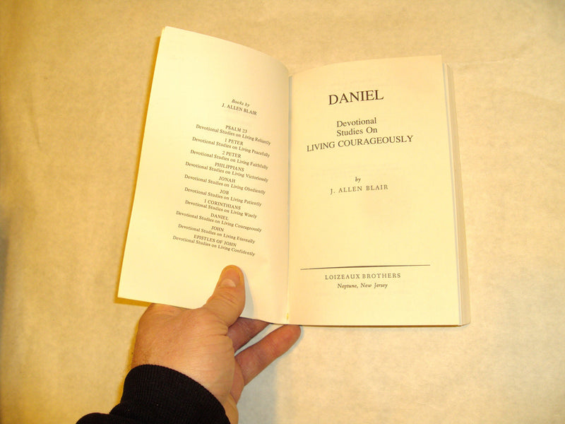 Living courageously;: A devotional study of the book of Daniel,,Used