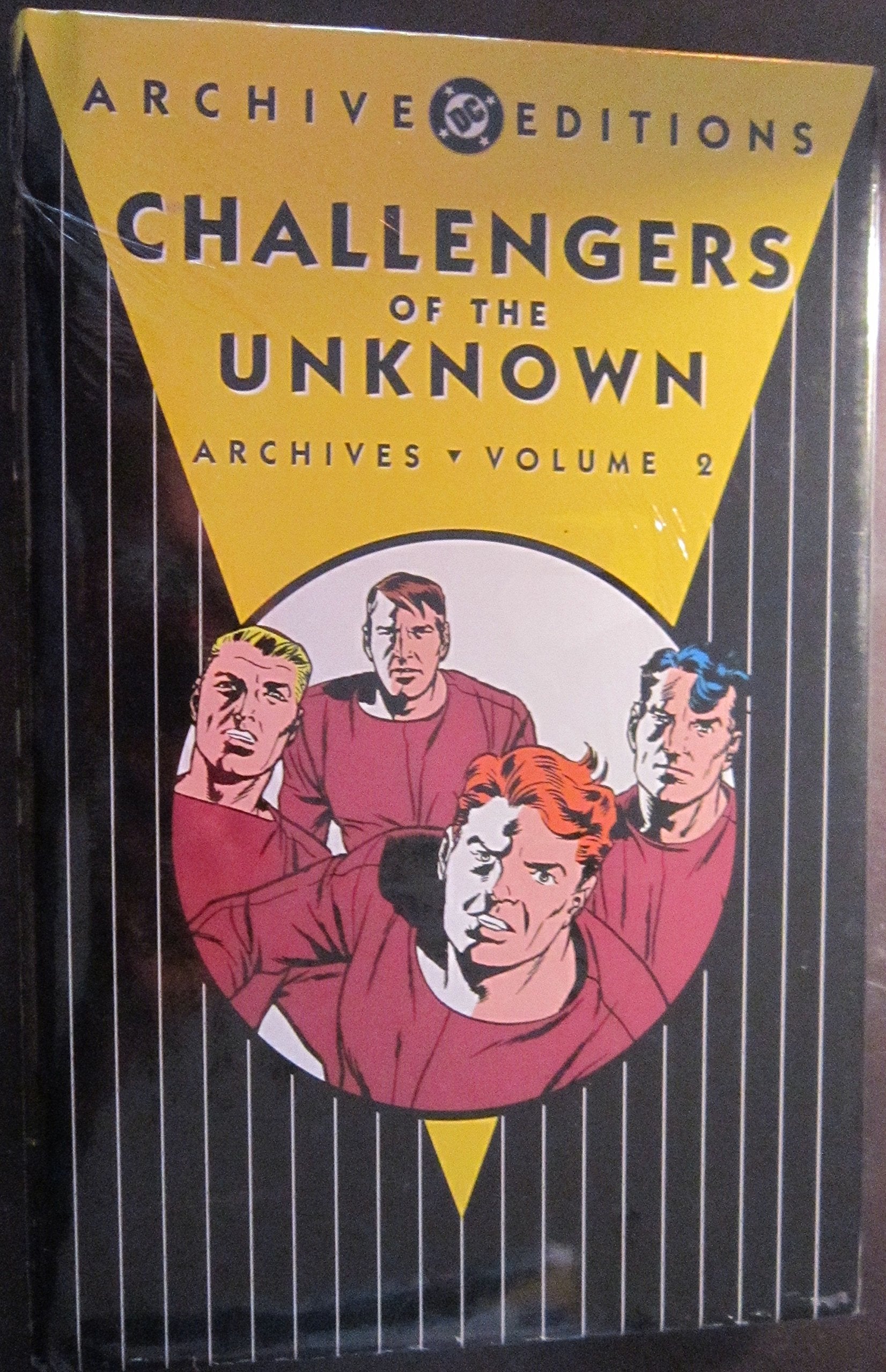 Challengers of the Unknown: Archives  VOL 02,Used