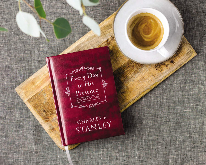 Every Day in His Presence: 365 Devotions (Devotionals from Charles F. Stanley),Used