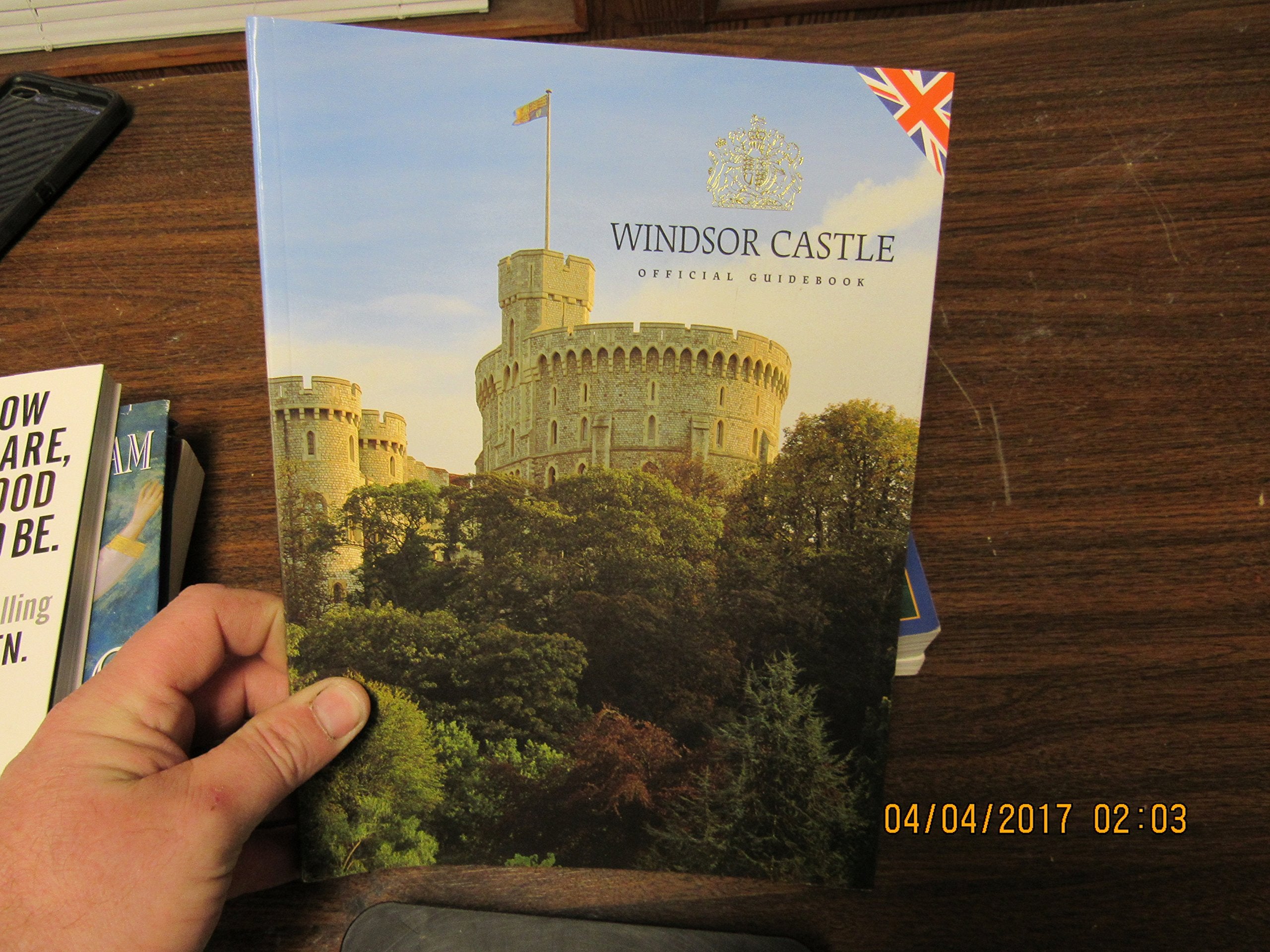Windsor Castle: Official Souvenir Guidebook,Used