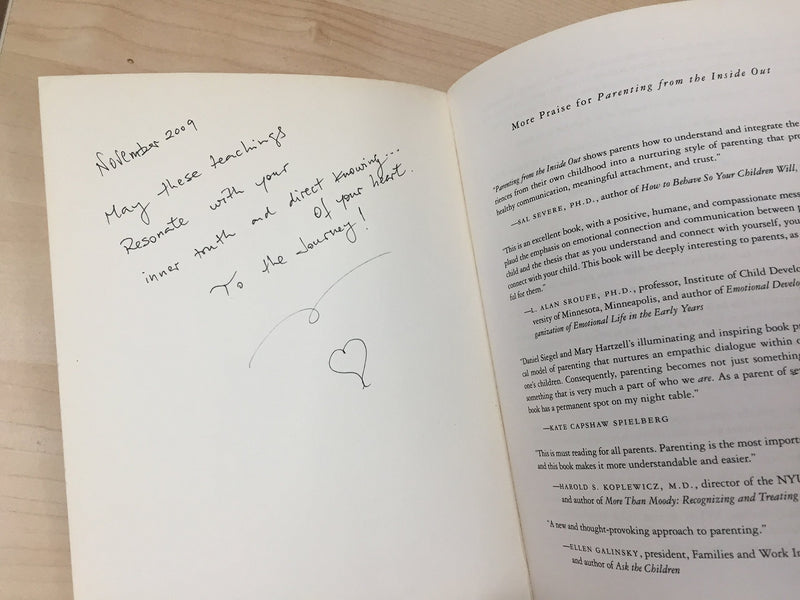 Parenting from the Inside Out: How a Deeper SelfUnderstanding Can Help You Raise Children Who Thrive,New