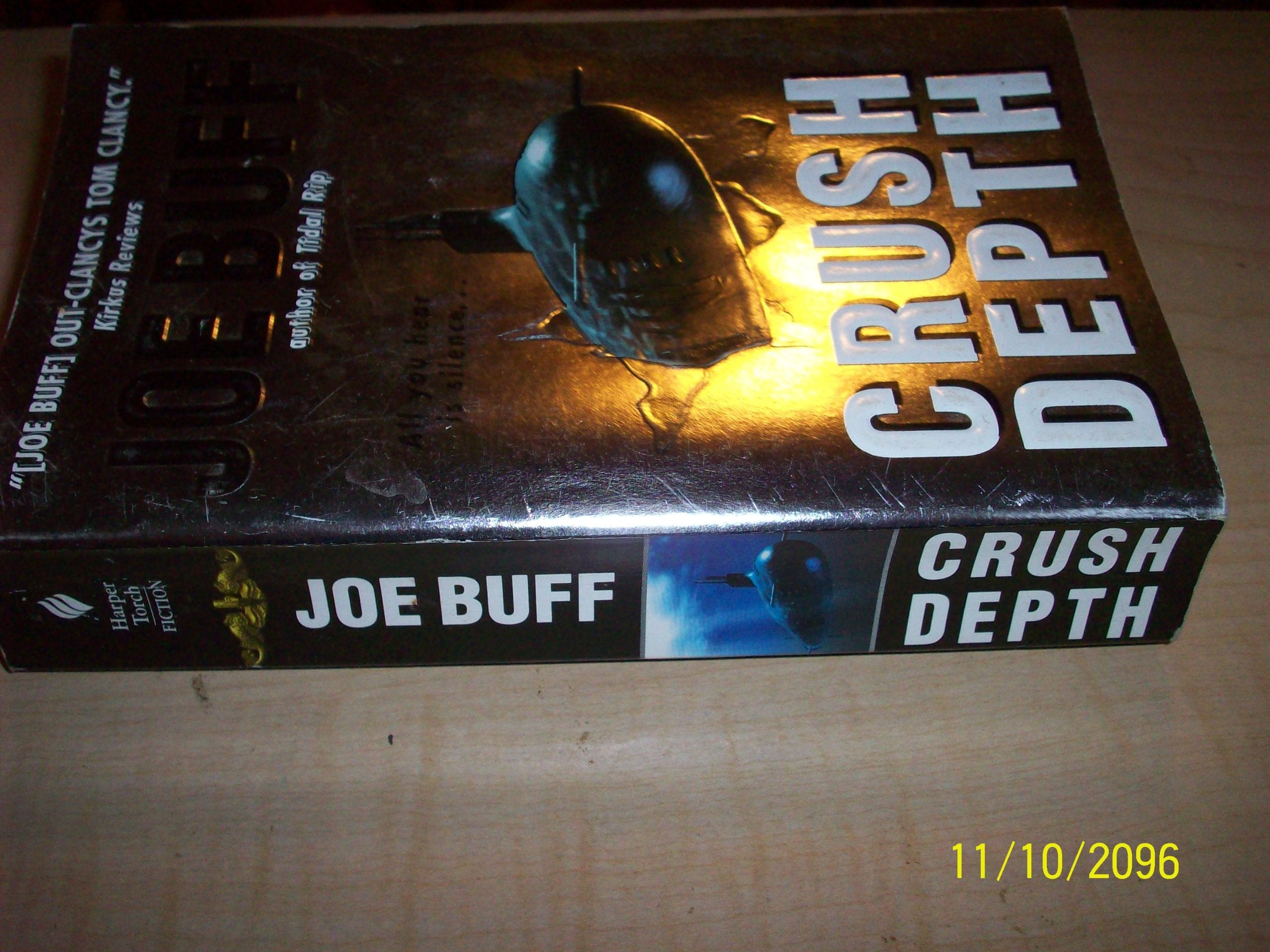 Crush Depth (A Jeffrey Fuller Novel, 3)