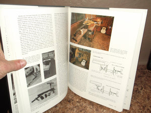The Workbench Book: A Craftsman's Guide from the Publishers of FWW (Craftsman's Guide to),Used
