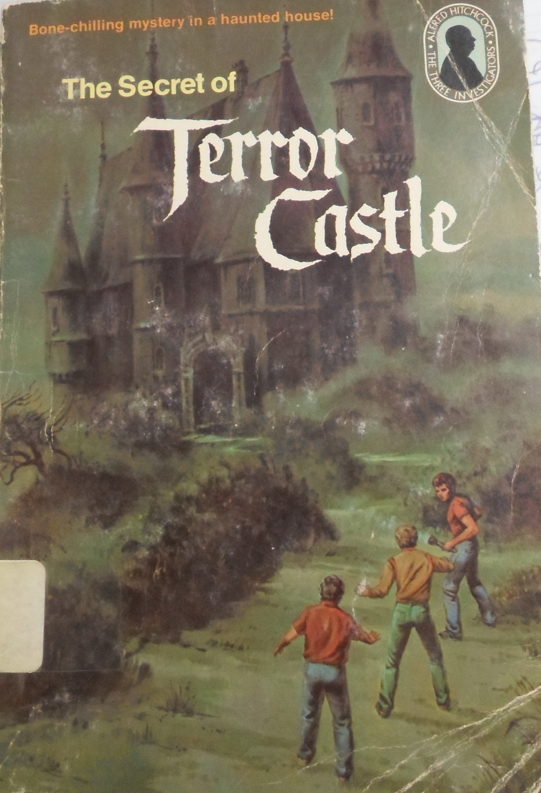 The Secret Of Terror Castle (Alfred Hitchcock And The Three Investigators),Used