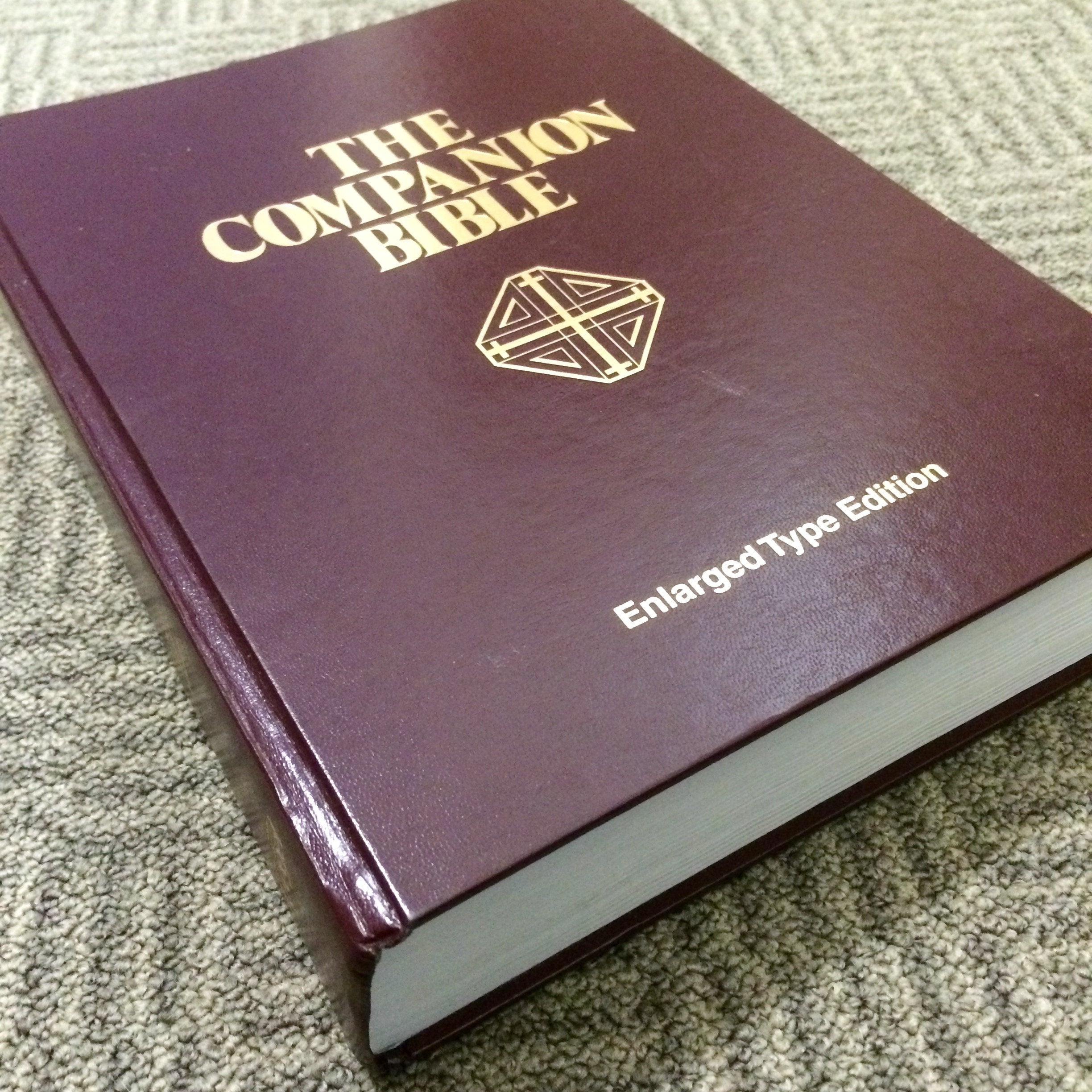 The Companion Bible: Enlarged Type Edition,Used