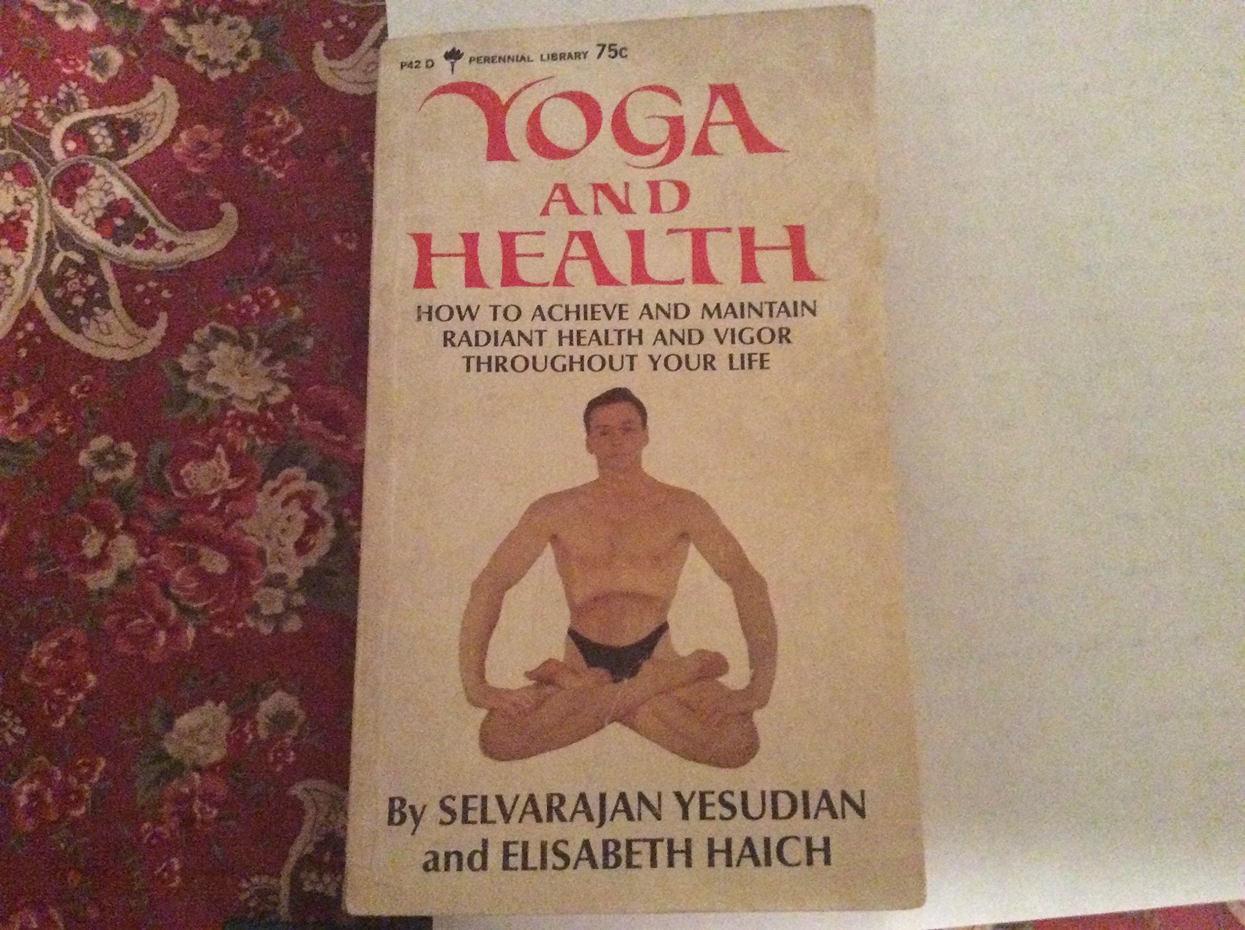 Yoga and Health (English and German Edition),Used