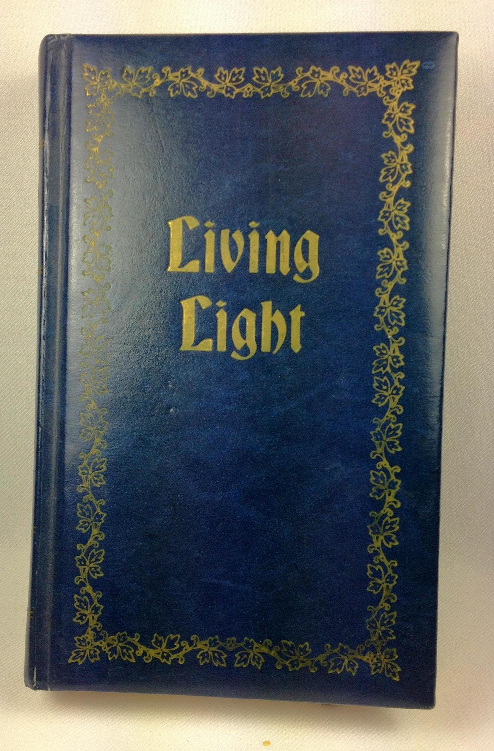 Living Light: Daily Light in Today's Language,Used