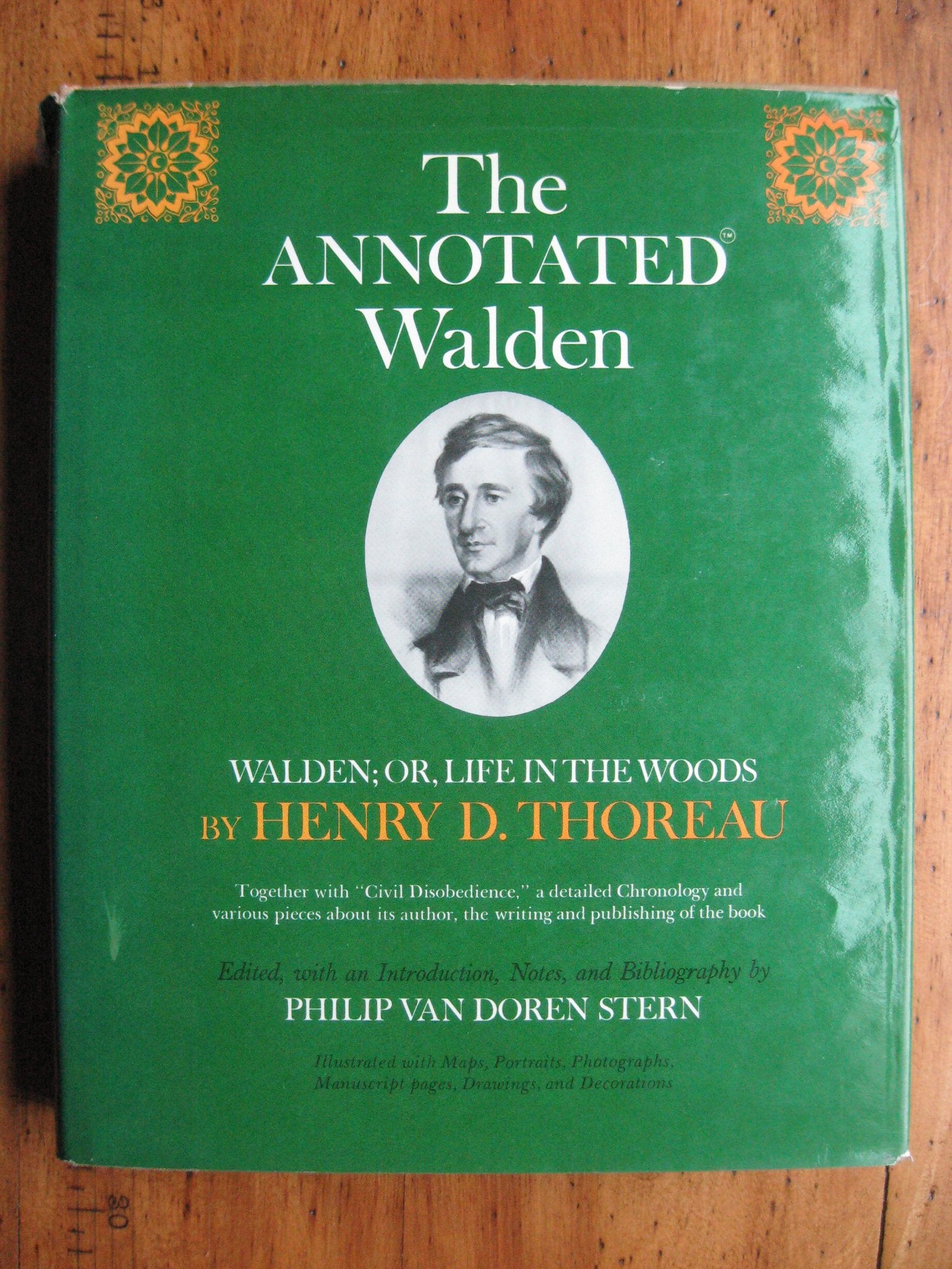 The Annotated Walden: Walden or Life in the Woods,Used
