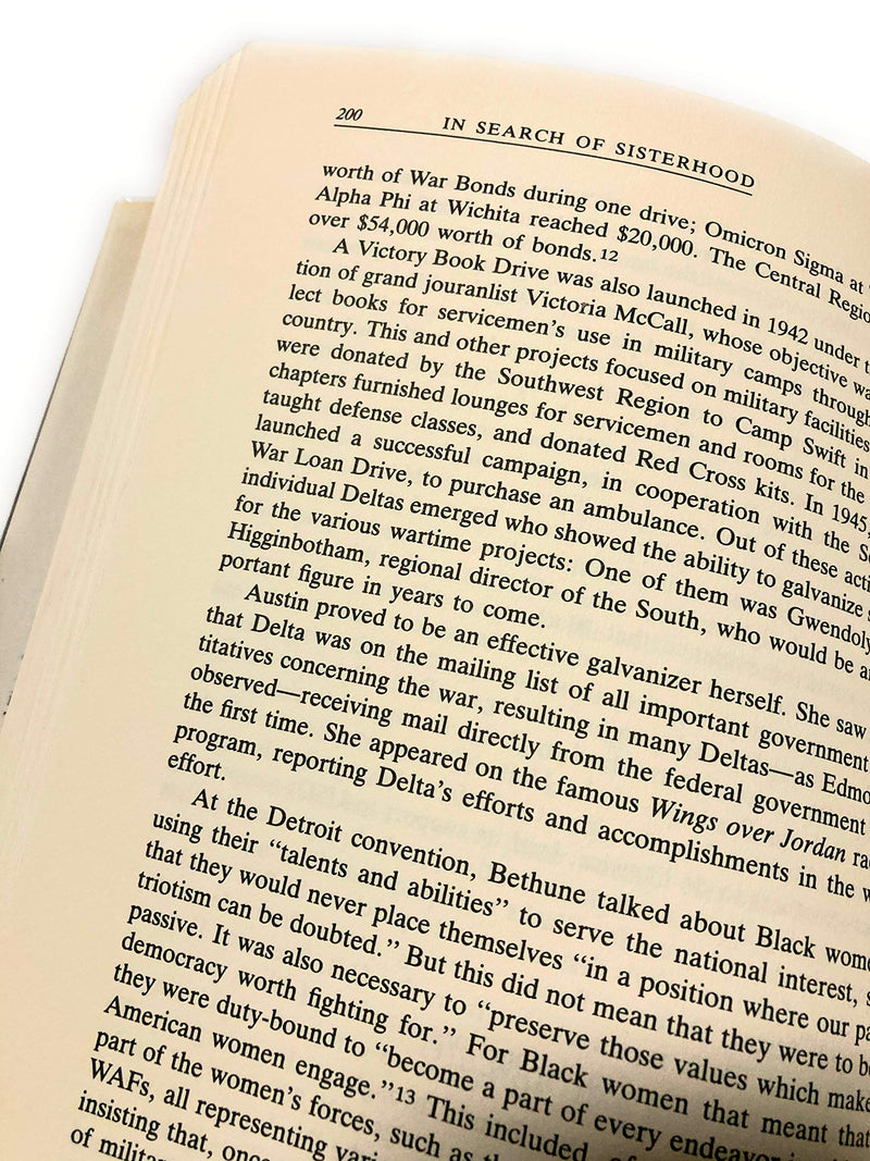 In Search of Sisterhood: Delta Sigma Theta and the Challenge of the Black Sorority Movement,New