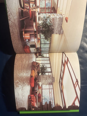 Frank Lloyd Wright s Fallingwater (Wright at a Glance)