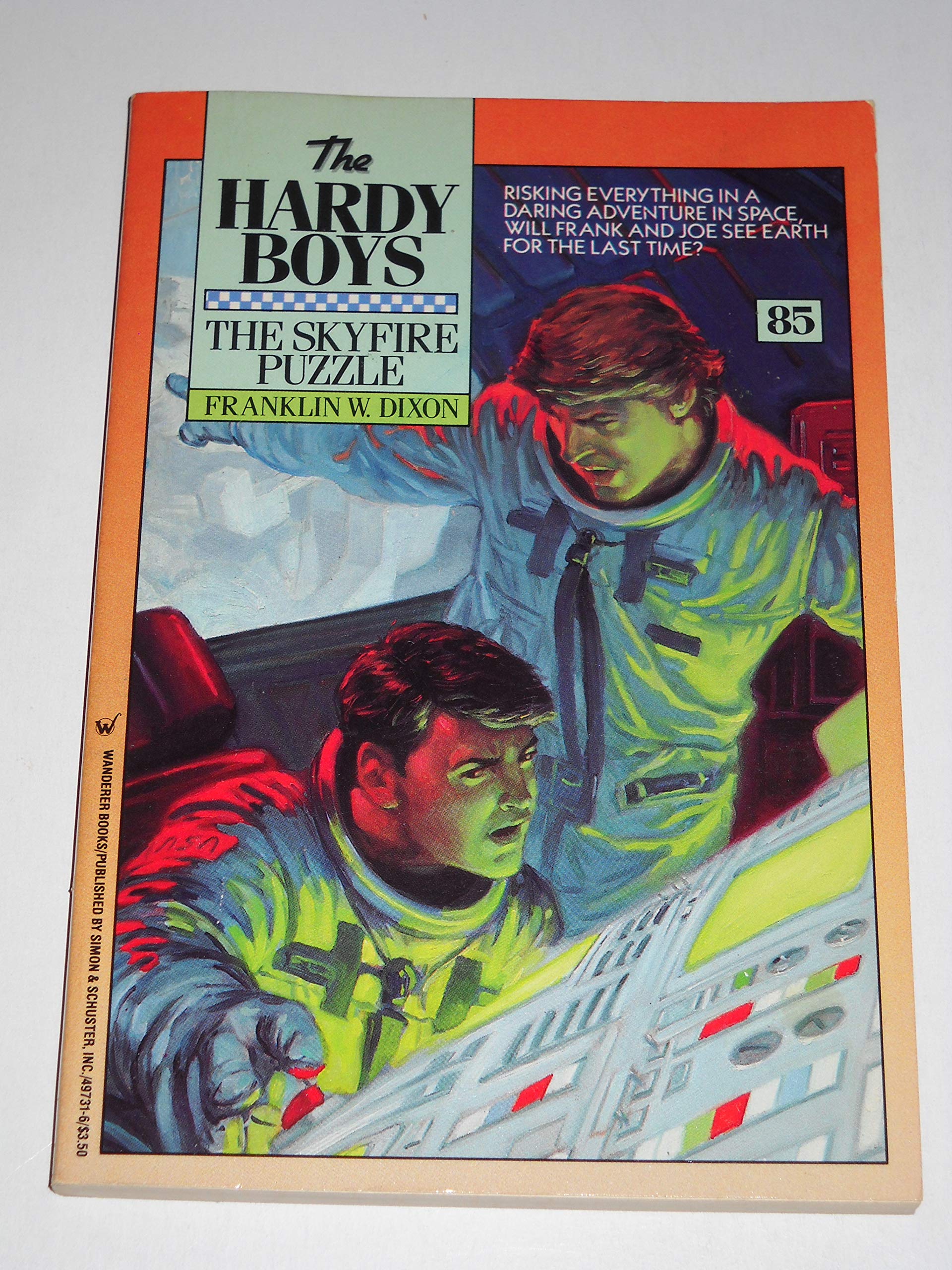 The Skyfire Puzzle (Hardy Boys Digest, Book 85),Used