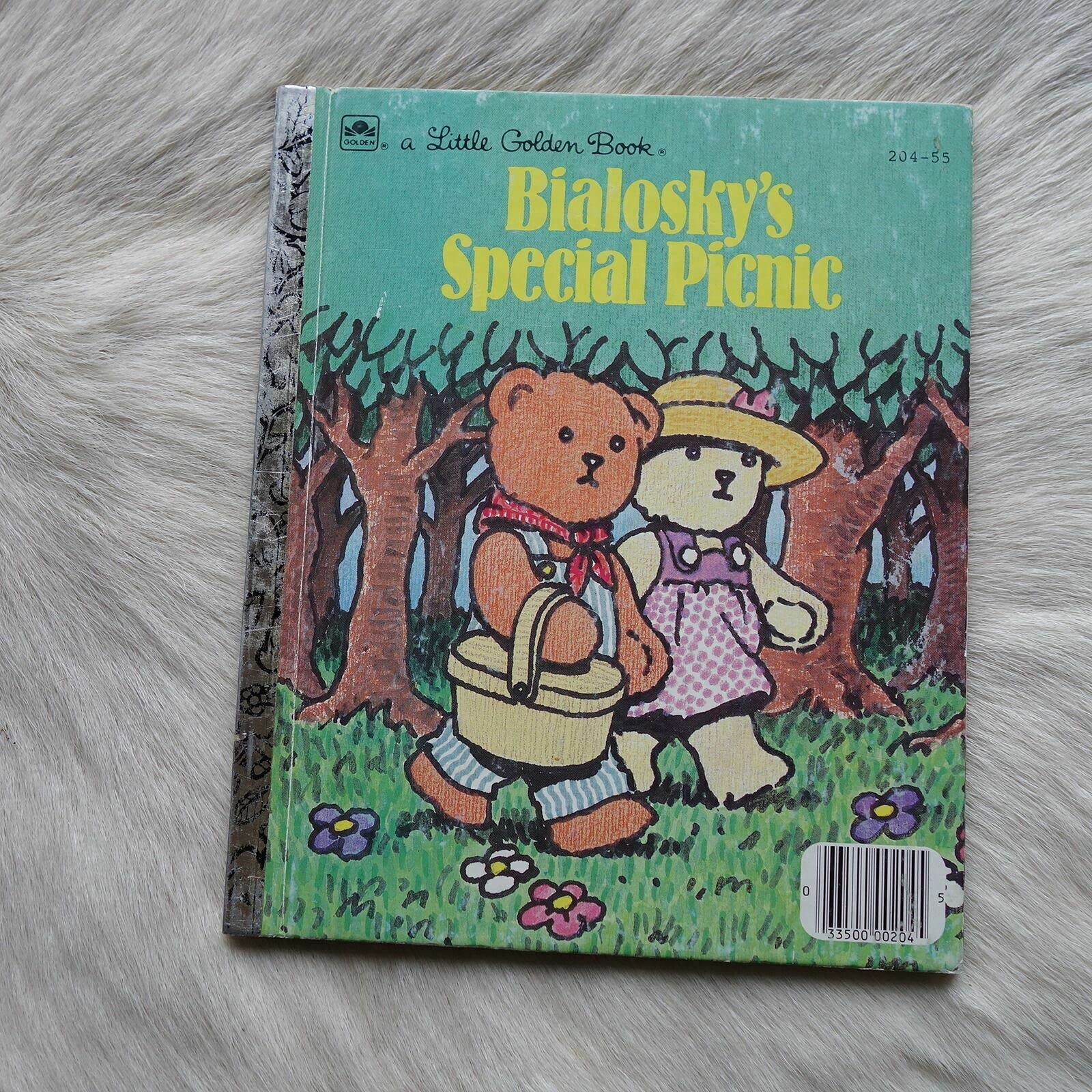 Bialosky's special picnic (A Little golden book),Used