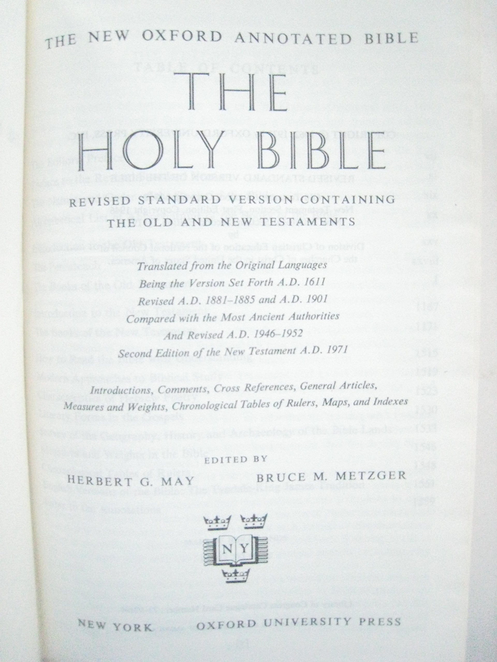 The New Oxford Annotated Bible, Revised Standard Version, Expanded Edition (Hardcover 8900),Used