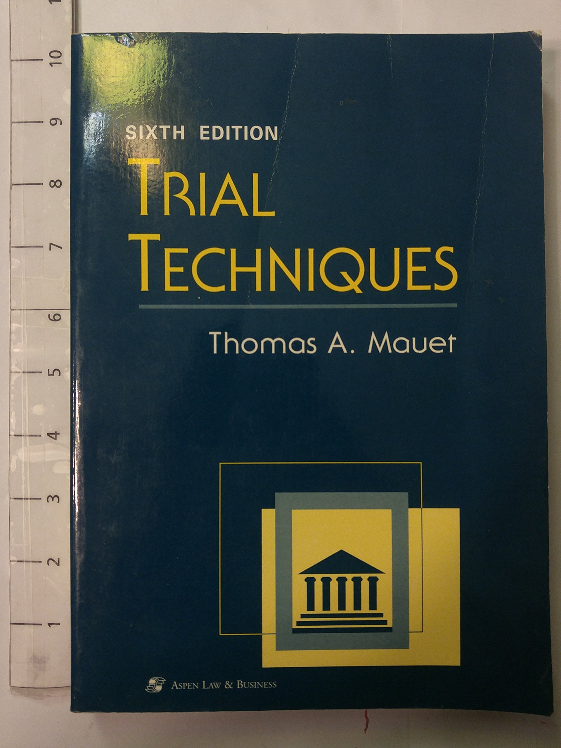 Trial Techniques (Coursebook Series),Used
