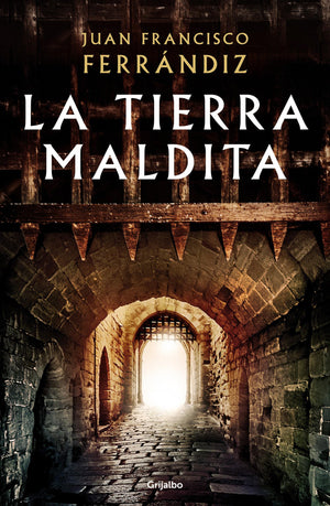 La tierra maldita / The Cursed Land (Spanish Edition),Used