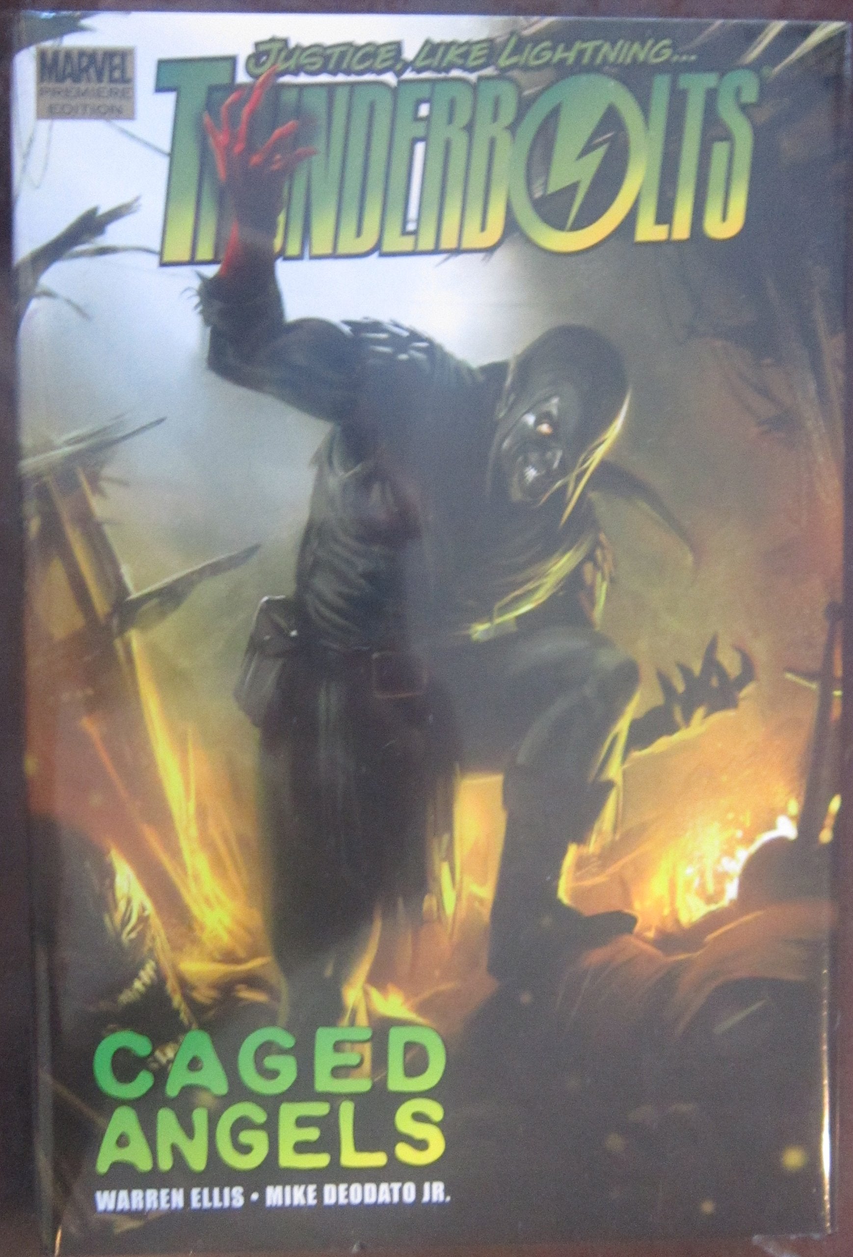 Thunderbolts Vol. 2: Caged Angels-new