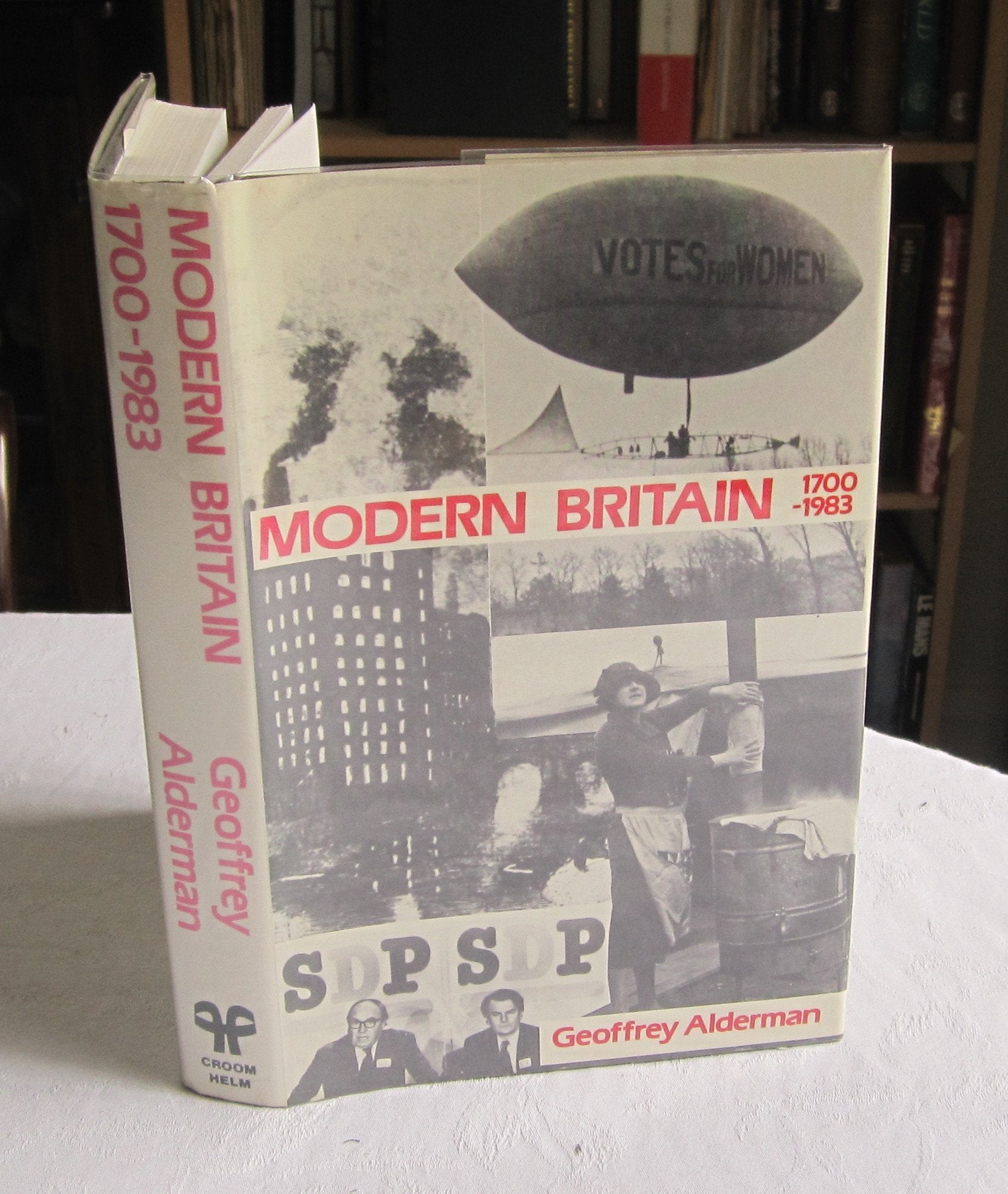 Modern Britain, 17001983: A Domestic History,Used