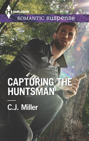 Capturing the Huntsman (Harlequin Romantic Suspense),Used