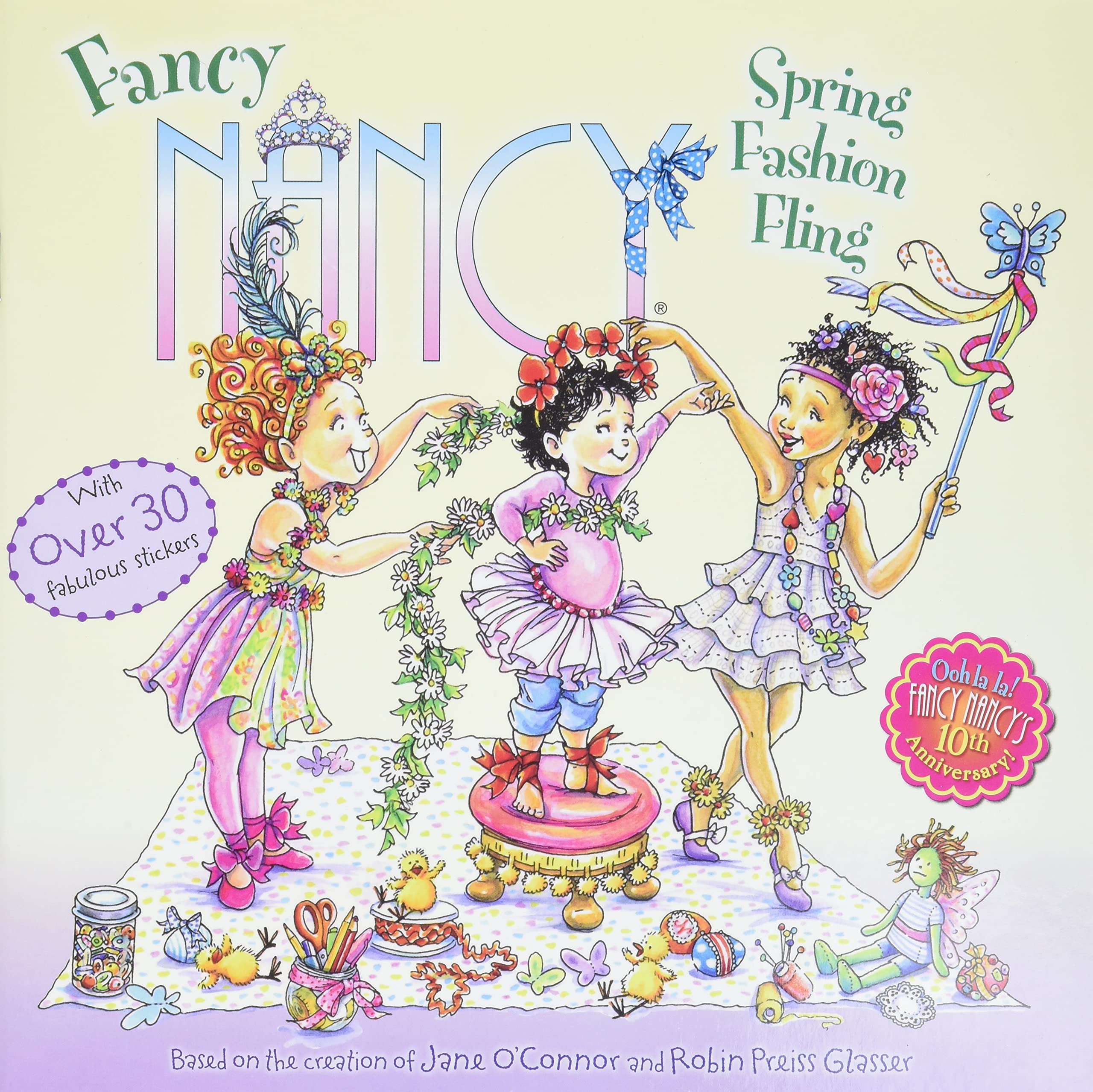 Fancy Nancy: Spring Fashion Fling: A Springtime Book For Kids,Used