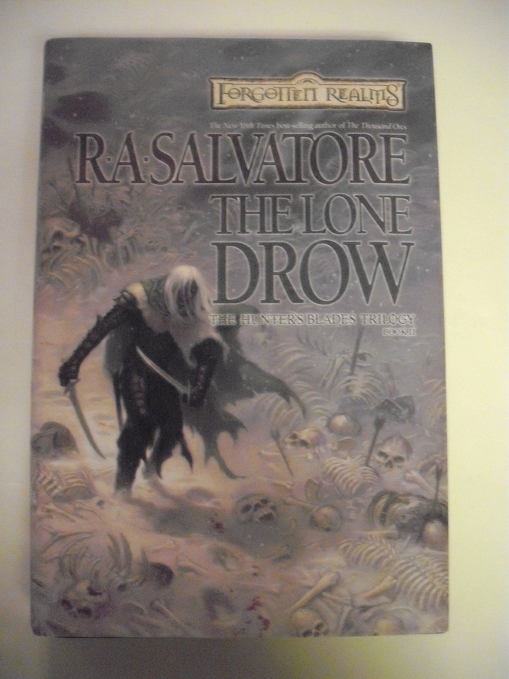 The Lone Drow (Forgotten Realms: The Hunter's Blades Trilogy, Book 2),Used