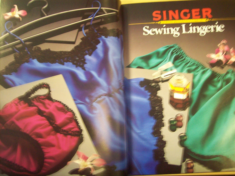 Sewing Lingerie (Singer Sewing Reference Library),Used